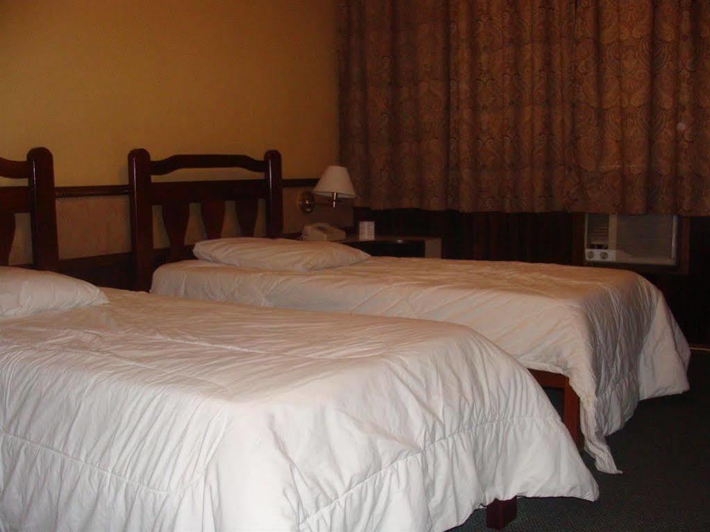 Hotel Itamaraty Curitiba Extérieur photo